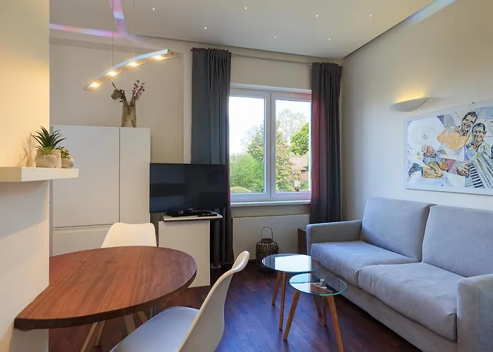 Adelaide * 스트레사