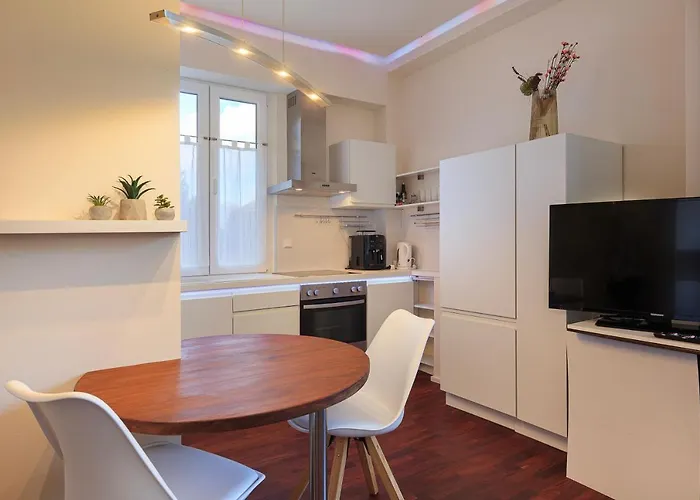 Adelaide 스트레사