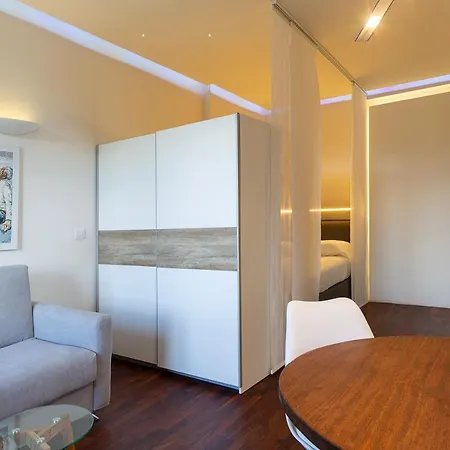 Apartament Adelaide Stresa